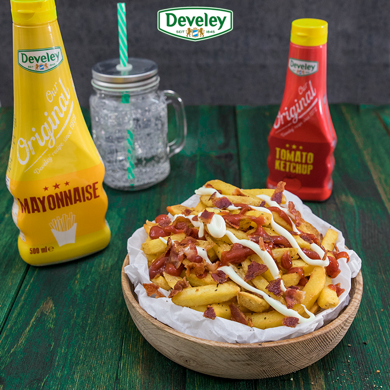 Rezept, Gericht von Develey: selbstgemachte Pommes mit leckerem Our Original Tomato Ketchup und Mayonnaise
